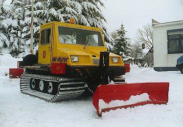 bombi 010
Den Bombi (BR100) gab es in zwei Ausfï¿½hrungen - dieses ist die ï¿½ltere / kleiner, der Bombi 1.
