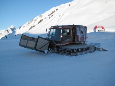 (Warth / Arlberg) Helmut Urbansky
