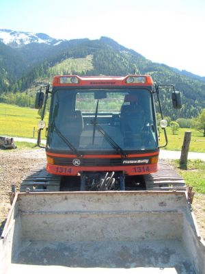 (Skicircus Saalbach Hinterglemm Leogang) Manuel Pilch
Schlüsselwörter: Sommerraupe