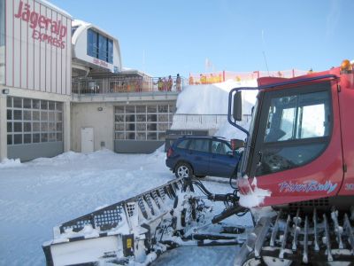 (Warth / Arlberg) Helmut Urbansky
