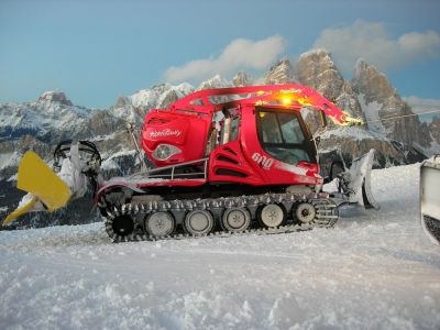 (Cortina d'Ampezzo) Luca Zardini Zesta
