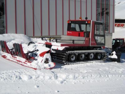 (Warth / Arlberg) Helmut Urbansky
