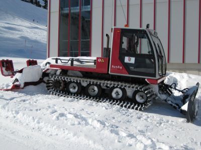 (Warth / Arlberg) Helmut Urbansky
