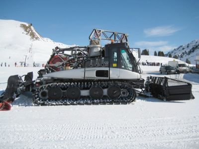 (Warth / Arlberg) Helmut Urbansky
