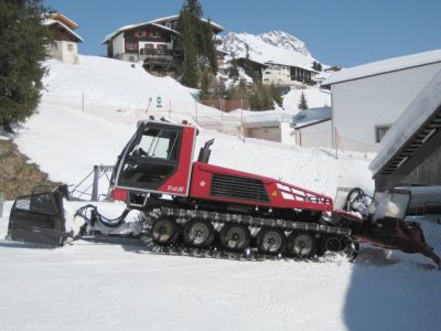 (Lech/Arlberg) Helmut Urbansky
