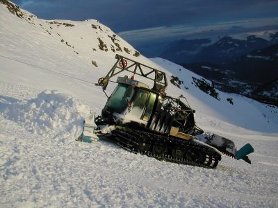 LH 500 W MERIBEL / Cedric Faure
