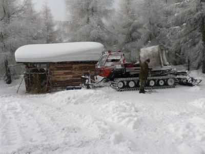 Prinoth BIG in XC version (home tuning, size 3,2m)
(Tschechien) Karel Blaschke   food for bucks
