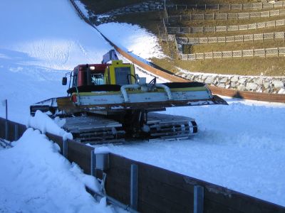 PB 240DW
Arbeiten auf der Paul Auserleitner Schanze in Bischofshofen,
Carlo HÃ¶ll
